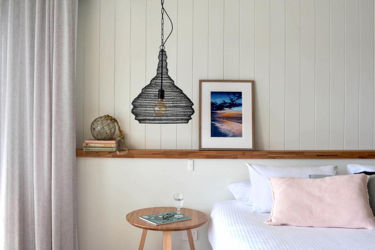 Bay Breeze Boutique Accommodation Бейтманс Бей Екстериор снимка