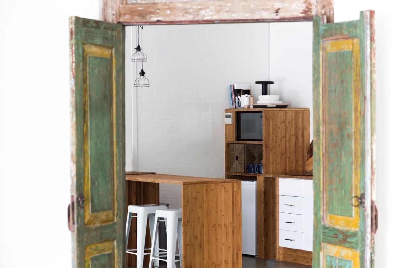 Bay Breeze Boutique Accommodation Бейтманс Бей Екстериор снимка