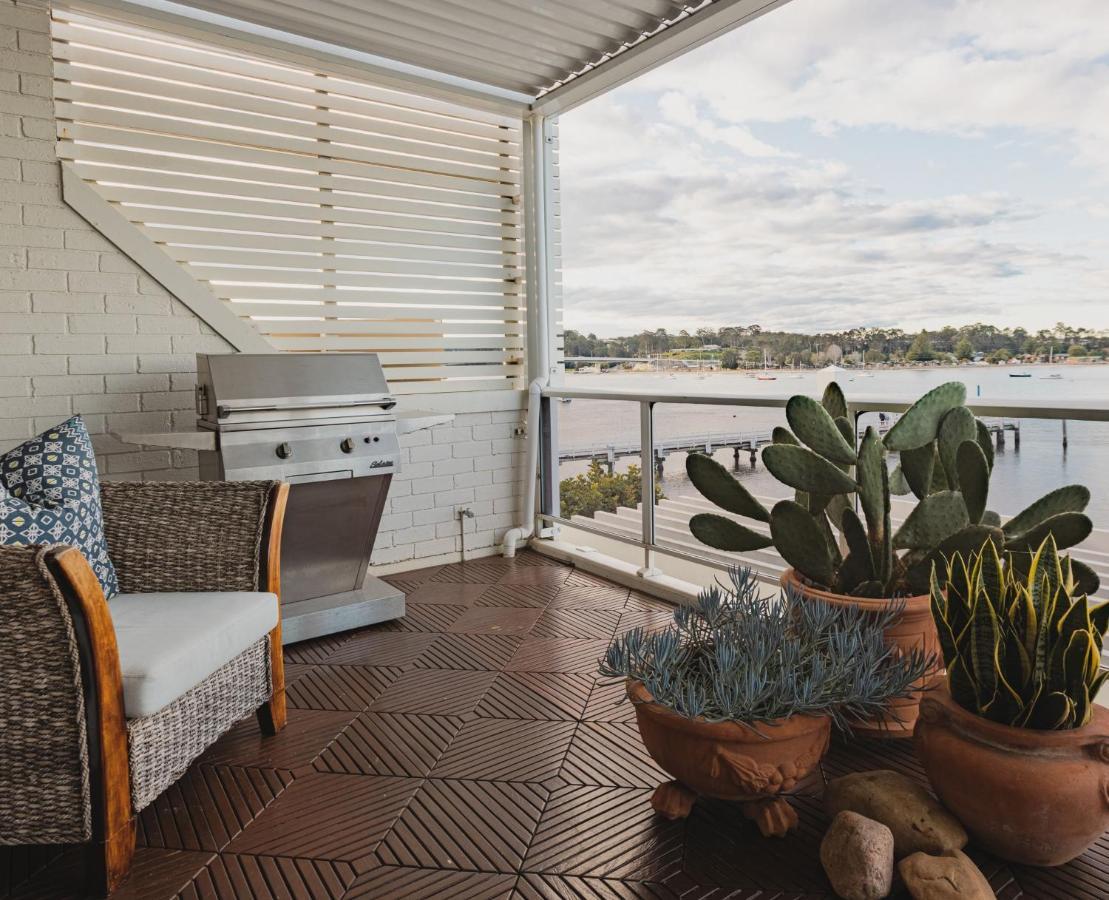 Bay Breeze Boutique Accommodation Бейтманс Бей Екстериор снимка