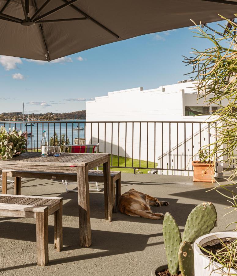 Bay Breeze Boutique Accommodation Бейтманс Бей Екстериор снимка