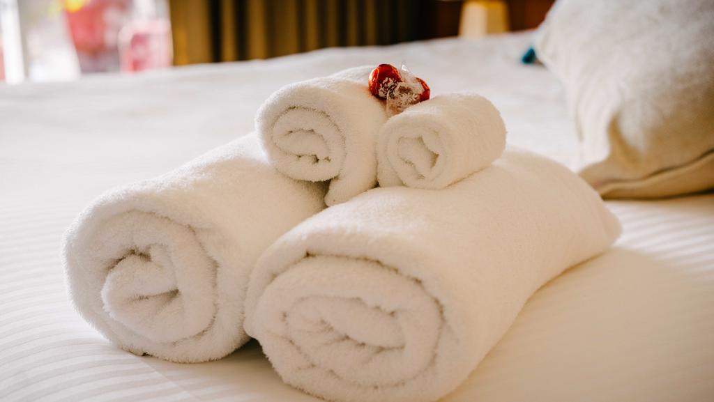 Bay Breeze Boutique Accommodation Бейтманс Бей Екстериор снимка
